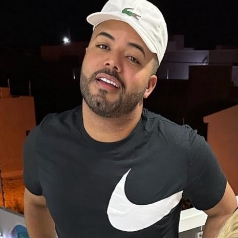 Entenda o caso envolvendo Izabelly Vidal e Hytalo Santos. 🧶

Na madrugada desta segunda-feira (2), a influenciadora fez uma série de stories dando novos detalhes sobre o abuso que alega ter sofrido em um hotel.