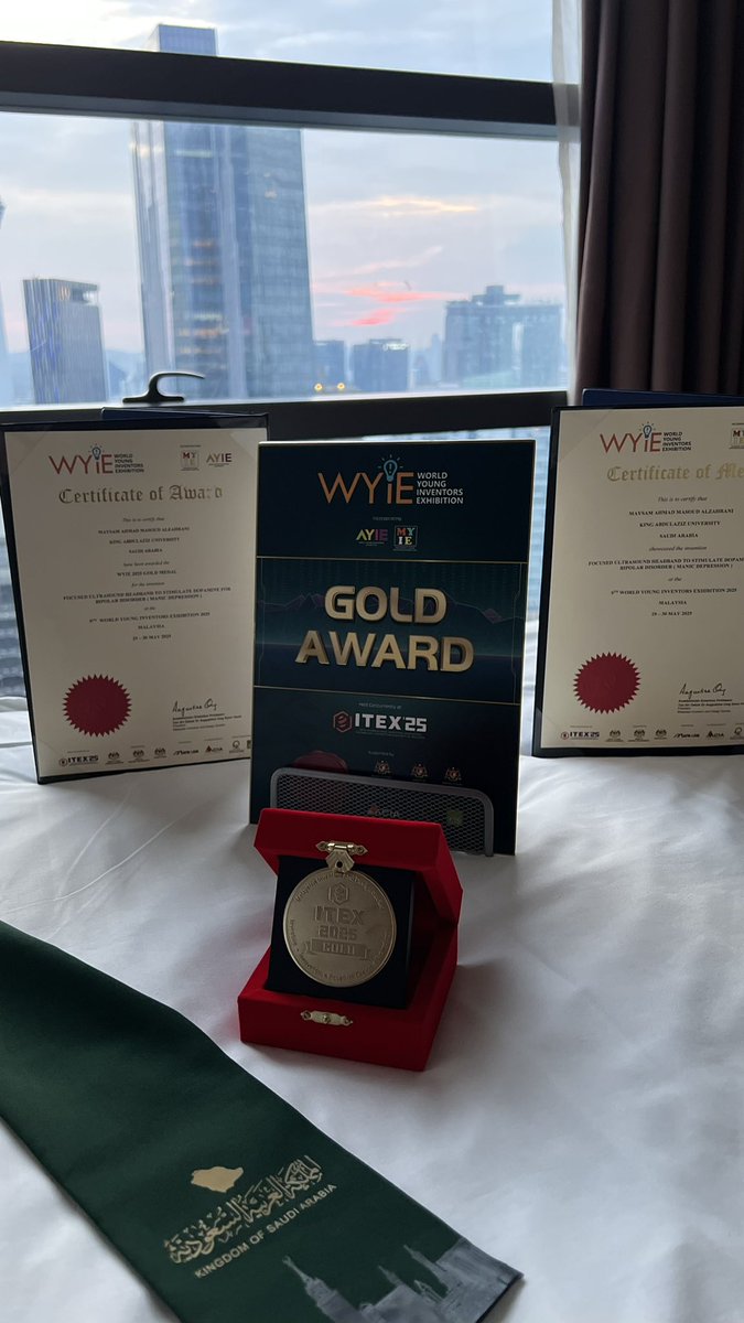 p12cx's tweet image. حمدلله وبإذن الله انها بدايه لإنجازات أكبر ❤️🥇
#ITEX25