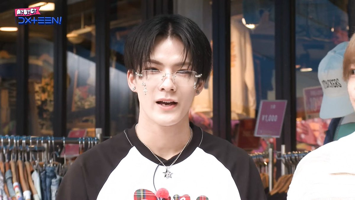 リムレス谷口がまたとんでもないビジュをたたき出している #谷口太一