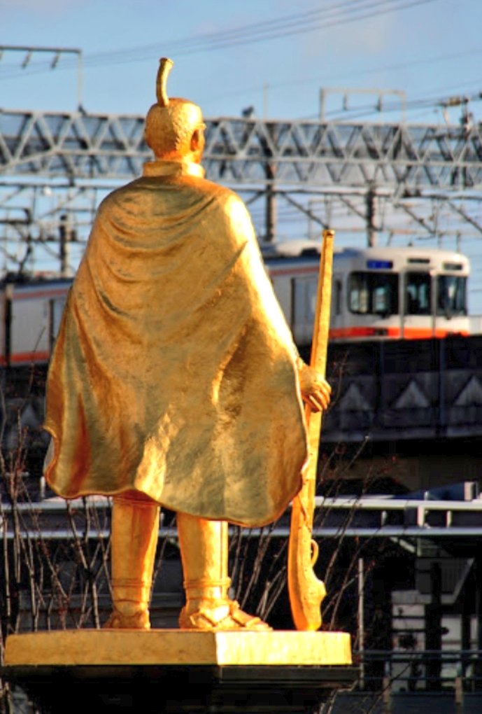 FryskePokemon's tweet image. JR岐阜駅北口織田信長公像 👤✨️ Gifu, Japan 🇯🇵
en.m.wikipedia.org/wiki/Oda_Nobun…
 #PokemonGO #daimyō