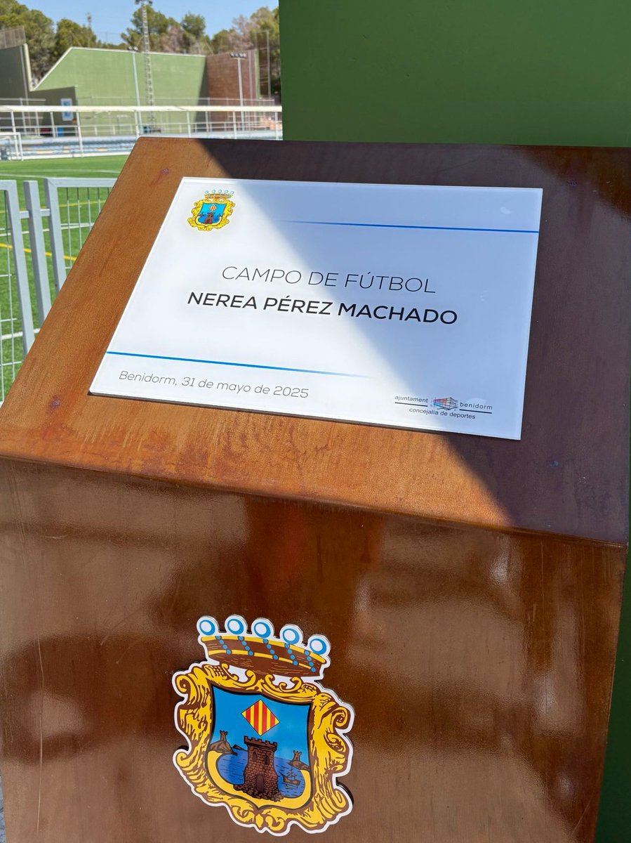 Nos emociona mucho ver estas imágenes 🥹

👉 La grogueta <a href="/nereap10/">Nerea Perez Machado</a> ya tiene un campo a su nombre en su ciudad natal, Benidorm, gracias al <a href="/BenidormAyto/">Benidorm</a> 🏟️👏