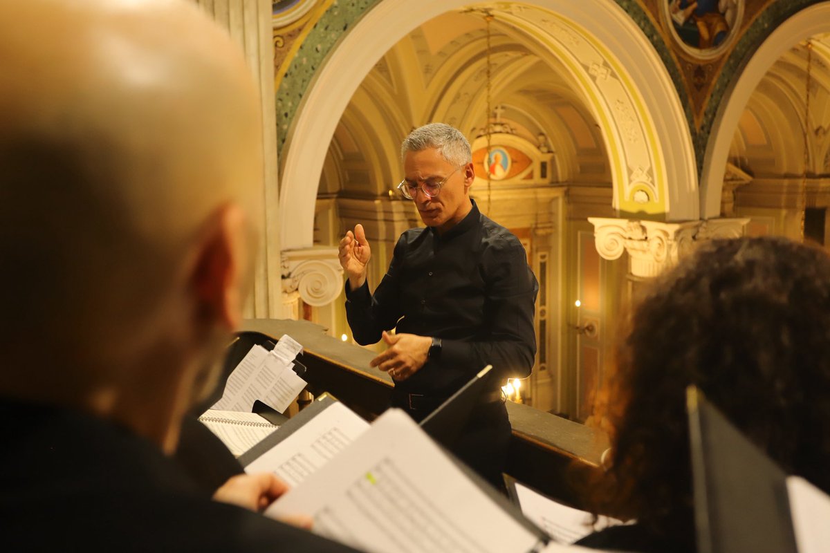 CCorradiana's tweet photo. 🎶 ℂ𝕠𝕟𝕔𝕖𝕣𝕥𝕚 𝕕𝕚𝕧𝕠𝕥𝕚 ✨

Cappella Musicale Corradiana, coro
Alessandro Ciccolini, violino I
Mario Filippo Calvelli, violino II
Giulia Gillio Giannetta, violoncello
Antonella Parisi, viola da gamba
Gaetano Magarelli, organo
Antonio Magarelli, direttore https://t.co/37uss88tha