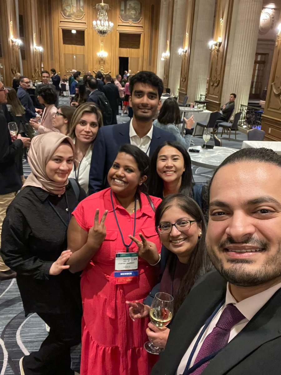 hemeoncfellow's tweet image. H.O.M.E networking meet ups at #ASCO2025 #ASCO25
Many groups opened up their events to welcome our members and that gave them opportunity to mingle with faculty around the world in a much relaxed environment. Our trainees were able to get to know program directors as well.
