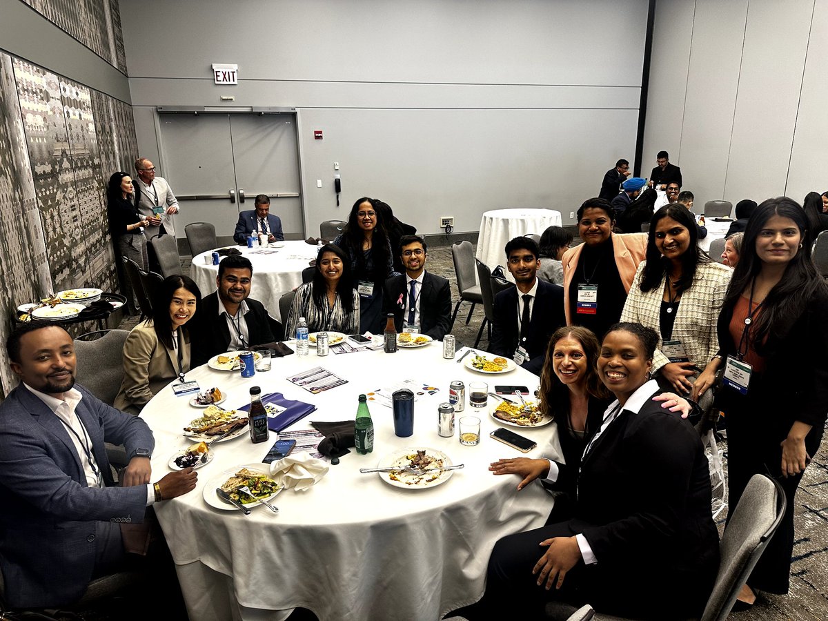 hemeoncfellow's tweet image. H.O.M.E networking meet ups at #ASCO2025 #ASCO25
Many groups opened up their events to welcome our members and that gave them opportunity to mingle with faculty around the world in a much relaxed environment. Our trainees were able to get to know program directors as well.