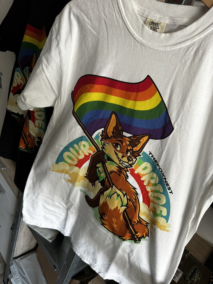 Pride is here! 

Pride drop as well, be proud to show Our Pride!

Available now until June 30th.

Art by <a href="/AzsharaKletete/">Azshara☕️kletete</a>