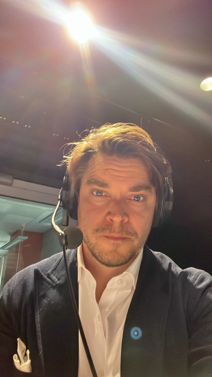 Dimitri Qvintus (@dimitriqvintus) on Twitter photo Olipa mukava olla Politiikkaradion vieraana. Hyvää keskustelua Anssi Kujalan ja Riina Nevamäen kanssa.
Kiitos kutsusta, <a href="/AnttiPilke/">Antti Pilke</a>! #politiikkaradio
Tästä pääsee kuuntelemaan: areena.yle.fi/1-74162990?utm… Olipa mukava olla Politiikkaradion vieraana. Hyvää keskustelua Anssi Kujalan ja Riina Nevamäen kanssa.
Kiitos kutsusta, <a href="/AnttiPilke/">Antti Pilke</a>! #politiikkaradio
Tästä pääsee kuuntelemaan: areena.yle.fi/1-74162990?utm…