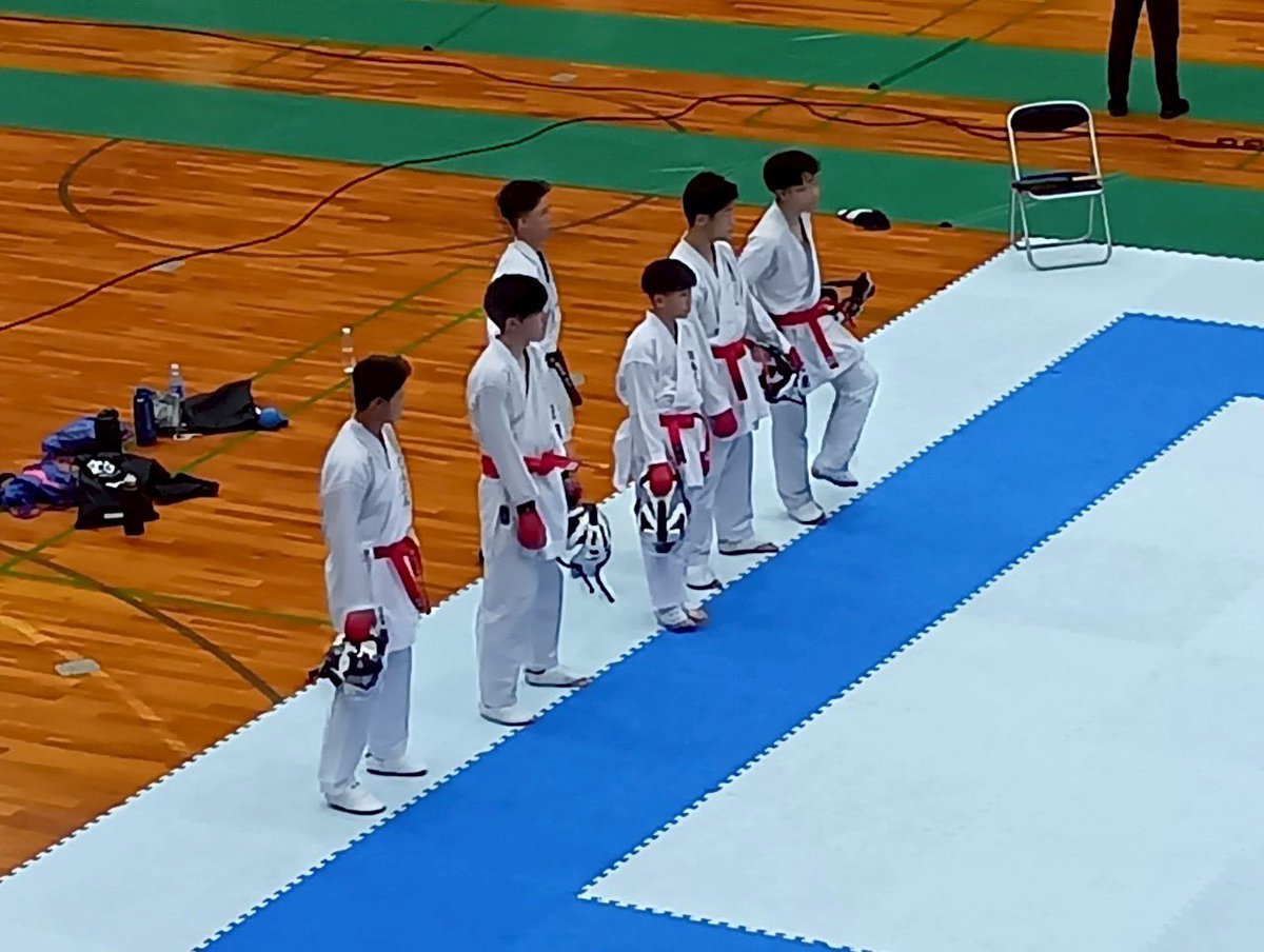 HDKkarateTeam's tweet photo. 5/31-6/1
インターハイ予選が東大阪アリーナで開催されました。
結果は残念ながら男女団体組手5位で、三年生は引退しました。
未経験ながら一生懸命頑張り全国大会で入賞した素晴らしいチームでした✨
三年生は自信を持ってこれからも活躍してほしいです👍
応援ありがとうございました🥋 https://t.co/BFpY8ev9qU