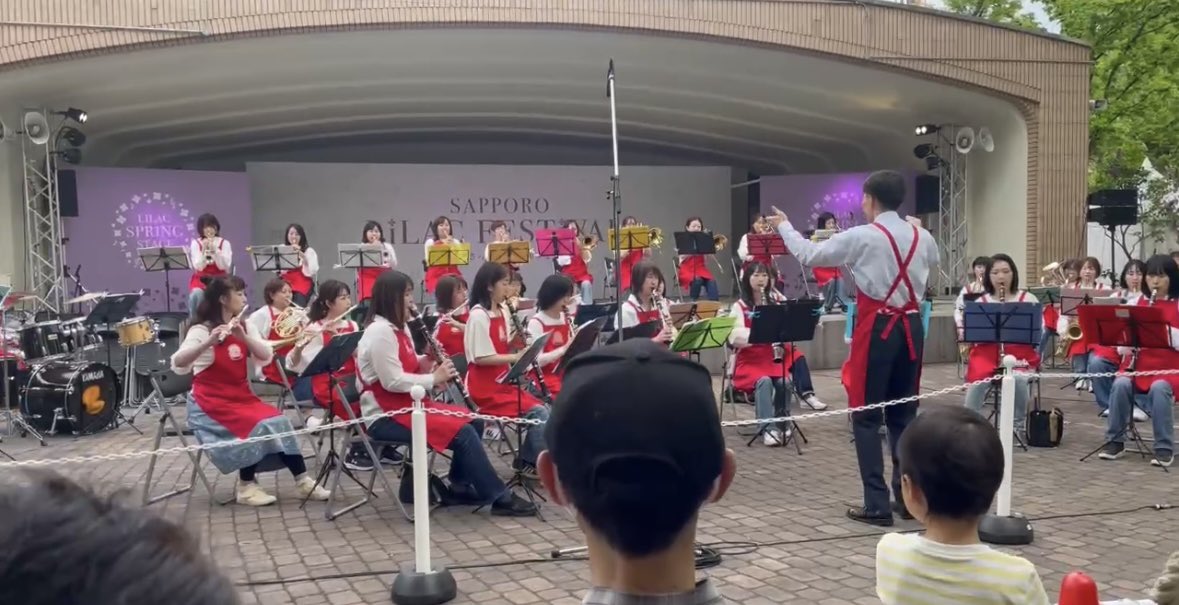 spmommysbrass's tweet photo. 🎵2025年度のマミーズ始動🎵

5月に大通公演で開催されていたさっぽろライラックまつり出演を皮切りに、今日も清田区の幼稚園で演奏会をさせていただきましたー！
お聴きいただいた皆さま、ありがとうございます✨

#札幌マミーズブラス #マミーズ 
#さっぽろライラックまつり
#札幌市 #依頼演奏 https://t.co/a8zWfy9daj
