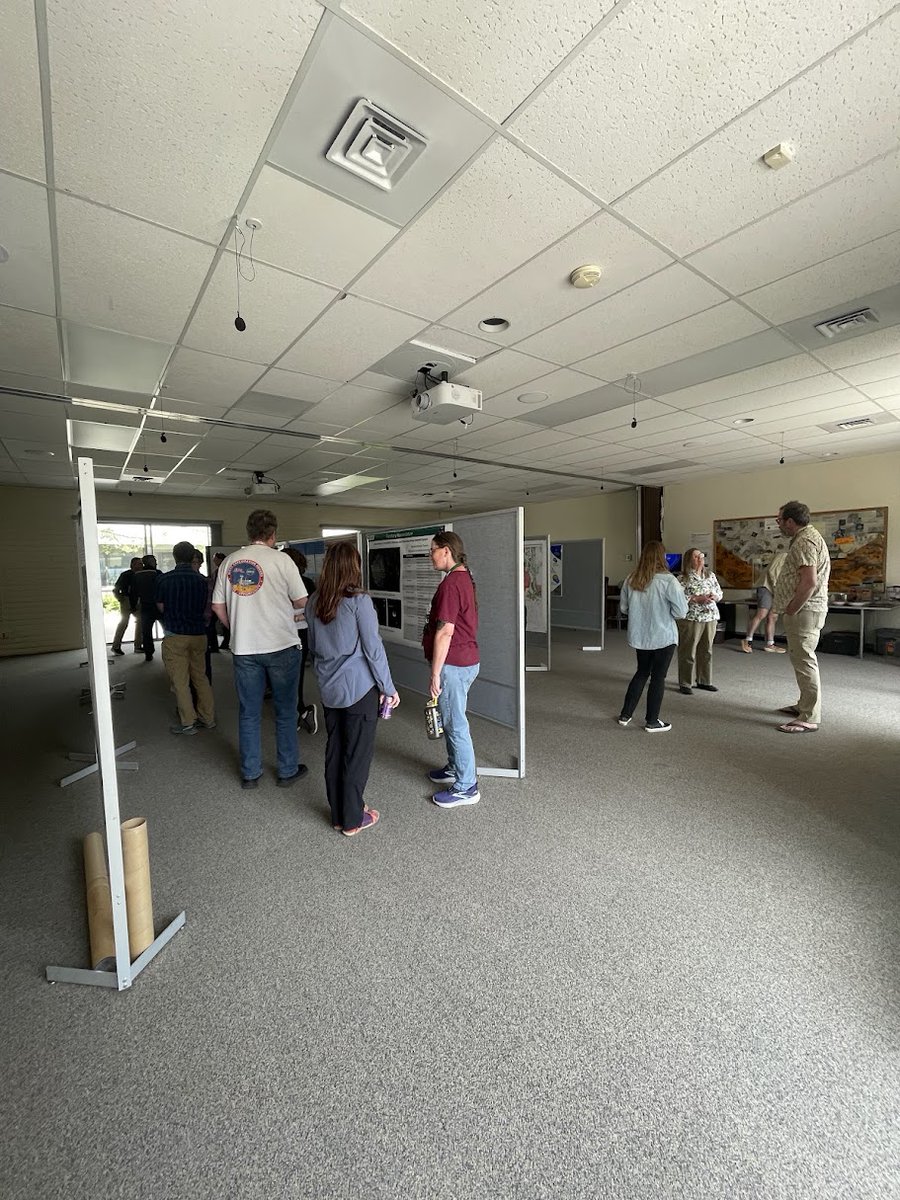USGSAZ's tweet image. The Flagstaff USGS campus has 5 unique science centers that study everything from water, crop availability, Grand Canyon, mineral resources, to Mars. Last week, researchers gathered on campus to share what they've been working on amongst each other for the annual Poster Social.