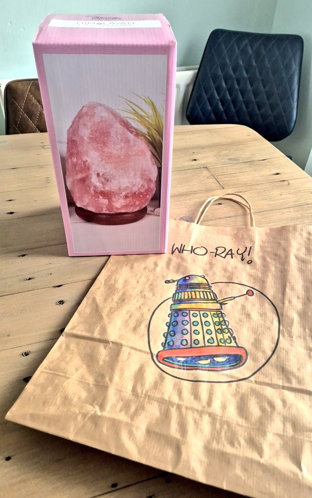 Ali Thorpe (@nethorpes) on Twitter photo <a href="/who_ray/">Who-ray! & KAPOW</a>
Very excited to try out my new Salt Lamp tonight. Thank you both for putting up with the
'Overstaying Thorpes' & for the free therapy session I think we just had 👀 - it's like a warm hug just stepping inside #WhoRay , instantly lifts my day 💙 <a href="/who_ray/">Who-ray! & KAPOW</a>
Very excited to try out my new Salt Lamp tonight. Thank you both for putting up with the
'Overstaying Thorpes' & for the free therapy session I think we just had 👀 - it's like a warm hug just stepping inside #WhoRay , instantly lifts my day 💙