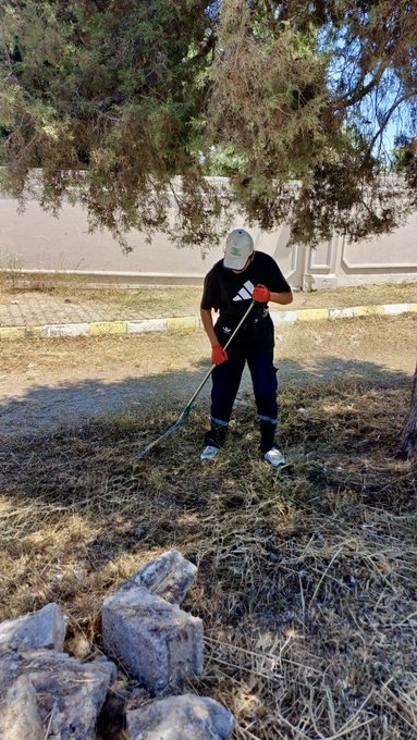 Didim Belediyesi Fevzipaşa’da Ot Biçme Çalışmalarını Sürdürüyor