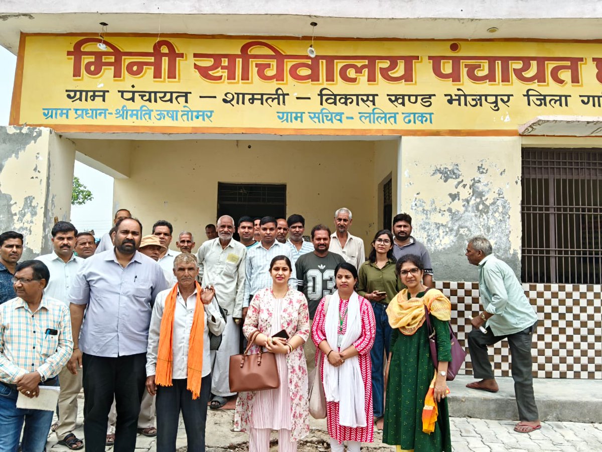 ICAR_NIPB's tweet photo. संस्थान के वैज्ञानिक "विकसित  कृषि  संकल्प  अभियान" कार्यक्रम के तहत हरियाणा के विभिन्न गाँव में किसान भाईयों एवं बहनों से खरीफ फसलों से संबंधित कृषि कार्य-कलाप एवं तकनीकों पर चर्चा करते हुए।
#viksitkrishisankalpabhiyaan https://t.co/fZHWZoEOiD