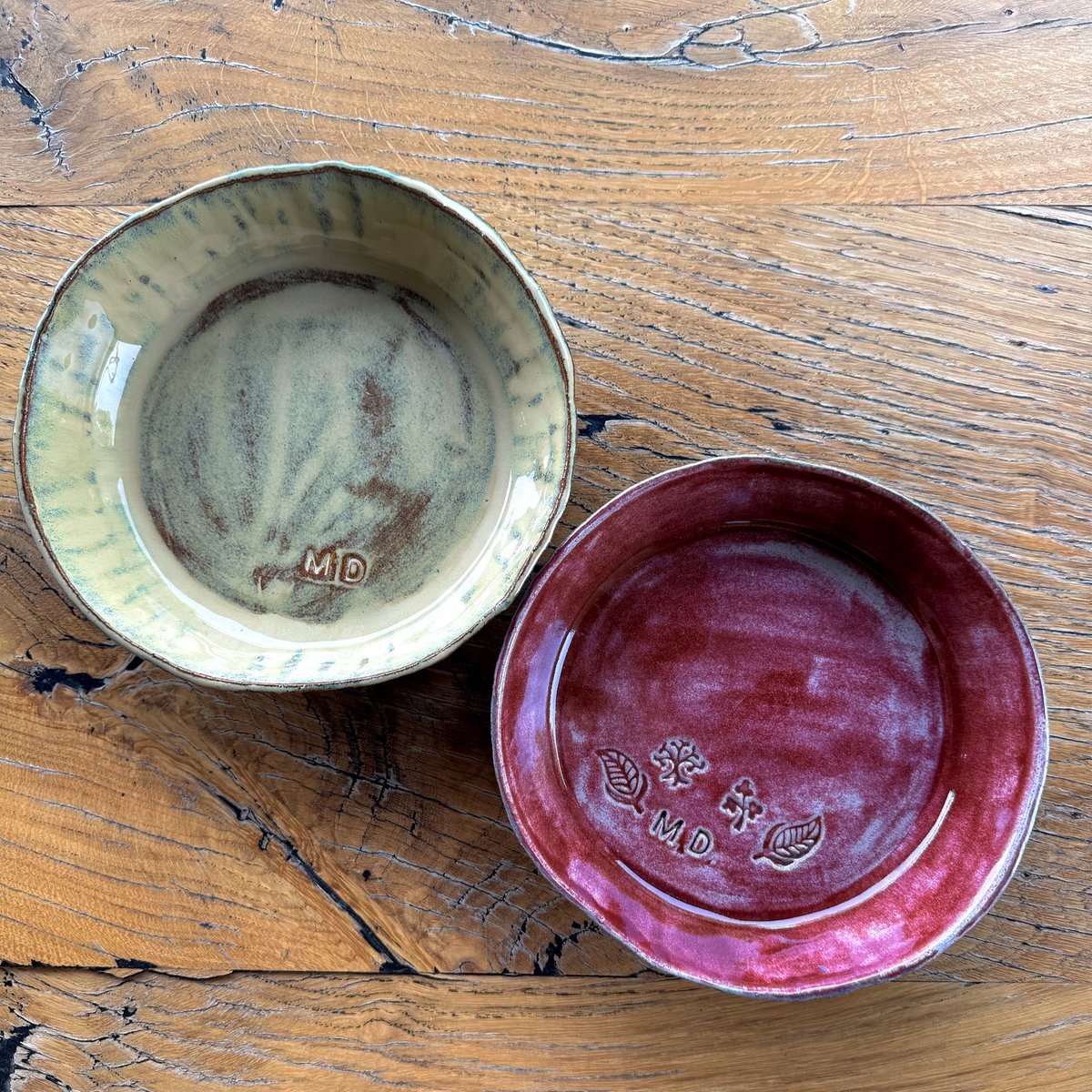 На годовщину свадьбы в апреле мы ходили лепить тарелки на память в студию керамики 

Вчера забрали итоговый результат ❤️