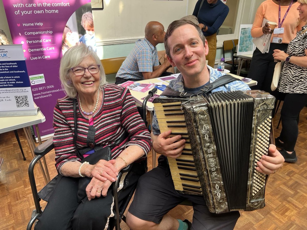 NIHR Applied Research Collaborations (ARCs) (@nihrarcs) on Twitter photo Explore the June roundup of top stories from all 15 of our <a href="/NIHRARCs/">NIHR Applied Research Collaborations (ARCs)</a>:
mailchi.mp/nihr/june-2025…
including the latest research news, resources, blogs, awards, events, training & more from ARCs across the country
Join the newsletter here: tinyurl.com/ARCsnewsletter Explore the June roundup of top stories from all 15 of our <a href="/NIHRARCs/">NIHR Applied Research Collaborations (ARCs)</a>:
mailchi.mp/nihr/june-2025…
including the latest research news, resources, blogs, awards, events, training & more from ARCs across the country
Join the newsletter here: tinyurl.com/ARCsnewsletter