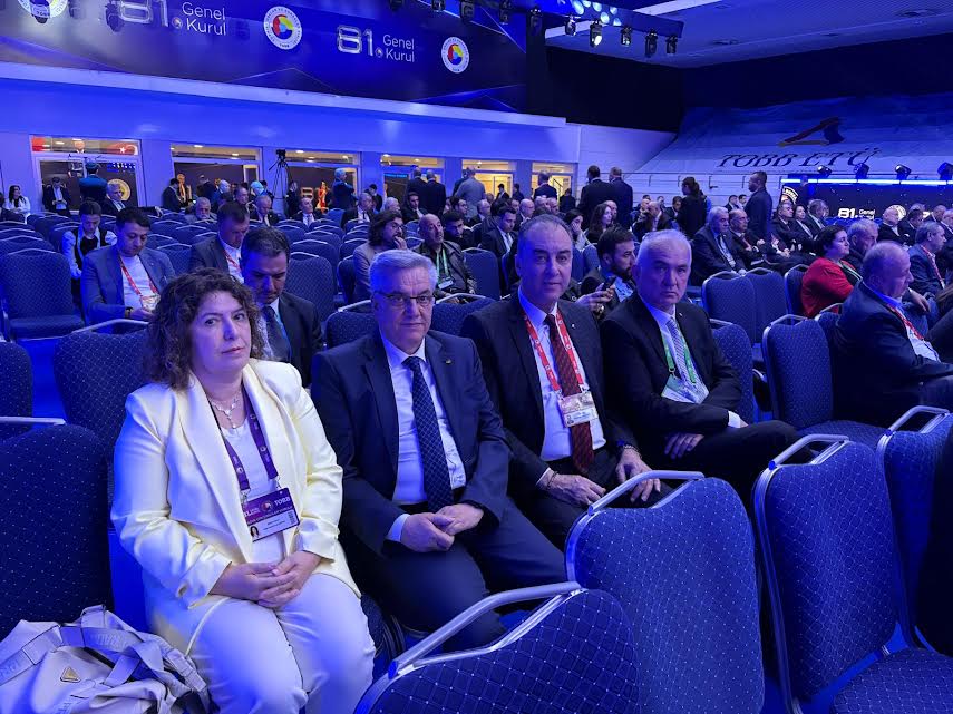 Burdur Gündem (@burdurgundem) on Twitter photo BUTSO, TOBB’UN 81. GENEL KURULUNA KATILDI
Burdur Ticaret ve Sanayi Odası (BUTSO) Yönetim Kurulu Başkanı Yusuf KEYİK ve beraberindeki BUTSO heyeti, Türkiye Odalar ve Borsalar Birliği TOBB’un 81. Genel Kuruluna katılım sağladı. <a href="/BurdurTSO/">Burdur Ticaret ve Sanayi Odası</a>
burdurgundem.com.tr/butso-tobbun-8… BUTSO, TOBB’UN 81. GENEL KURULUNA KATILDI
Burdur Ticaret ve Sanayi Odası (BUTSO) Yönetim Kurulu Başkanı Yusuf KEYİK ve beraberindeki BUTSO heyeti, Türkiye Odalar ve Borsalar Birliği TOBB’un 81. Genel Kuruluna katılım sağladı. <a href="/BurdurTSO/">Burdur Ticaret ve Sanayi Odası</a>
burdurgundem.com.tr/butso-tobbun-8…