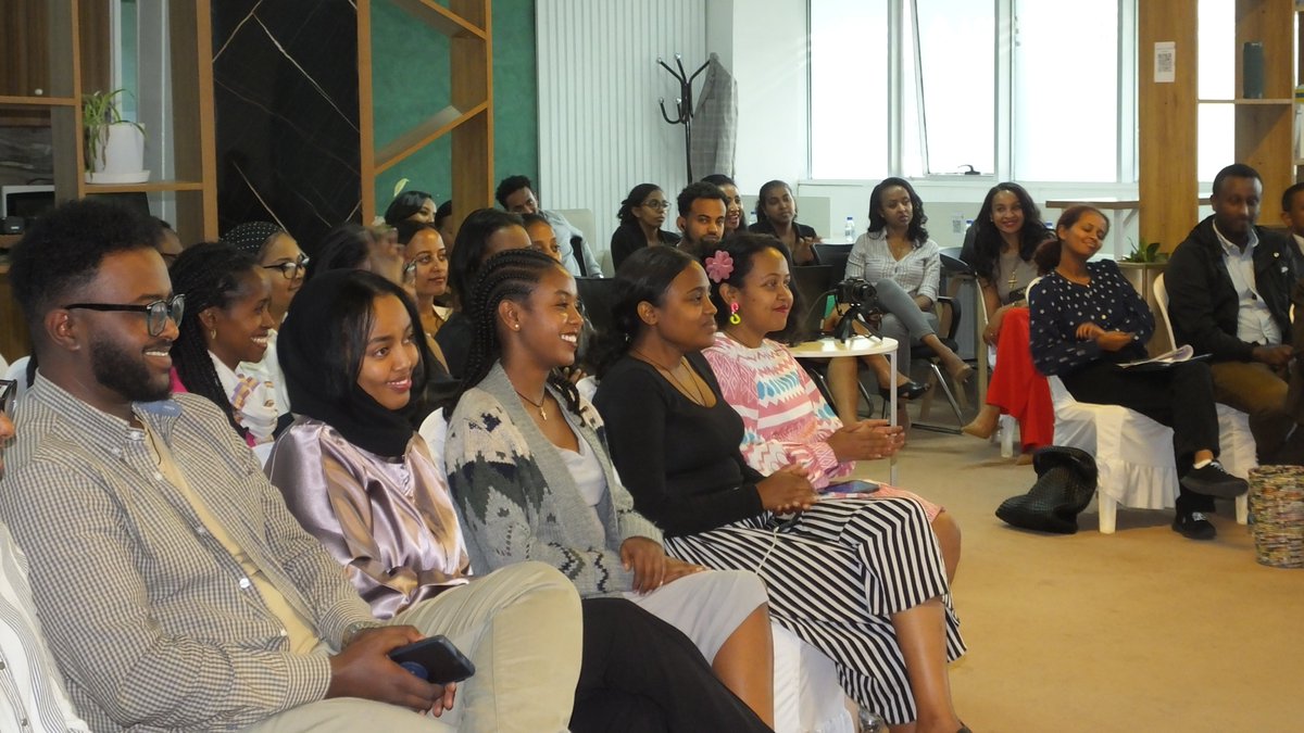 Advisors_ACE's tweet photo. Last Friday wasn’t just happy — it was electric. ⚡
At #EmpowerHER Session 2, women led with insight, purpose & power.
We talked ownership, access, and systems built for women.
Catch the full panel here 👉 https://t.co/OyEY1m7PL4
#EmpowerHER #GenderLensInvesting #ACECoLab https://t.co/roF3y0Exj5