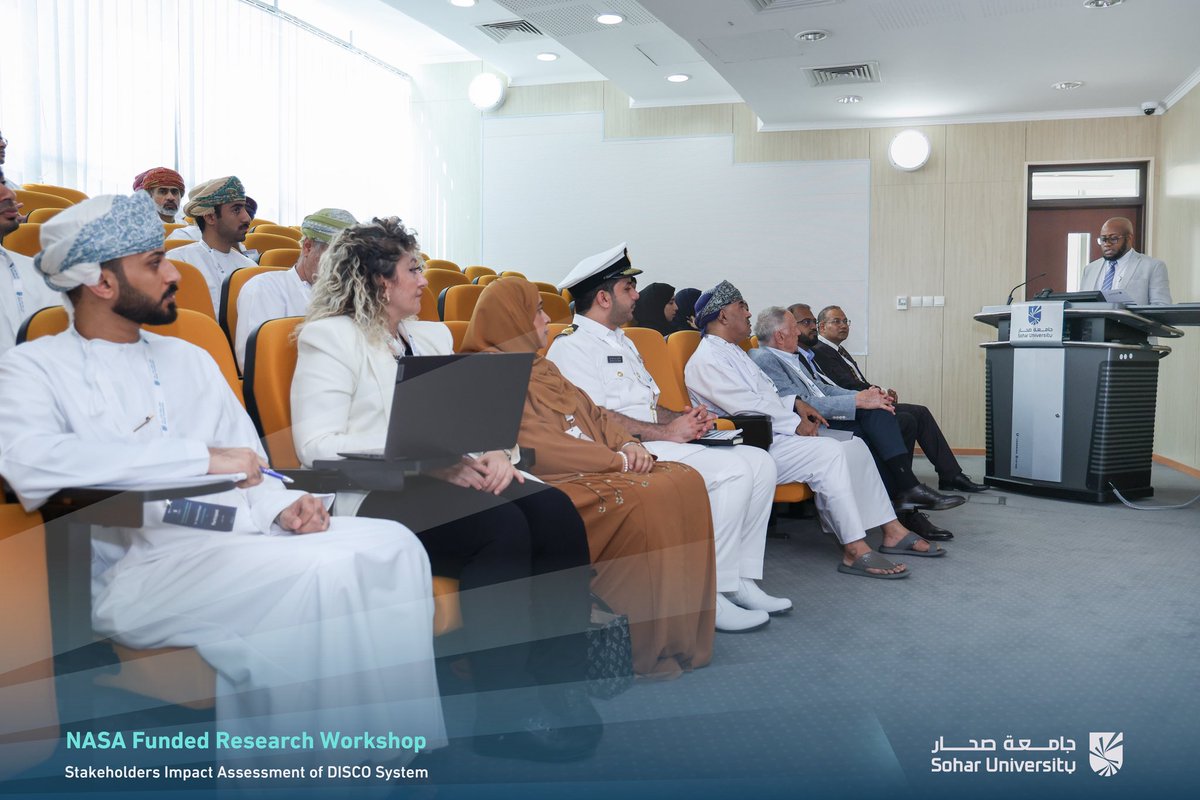 Soharuniv's tweet photo. افتُتحت الورشة بكلمة للبروفيسور كيلفن بواليا، ألقاها نيابةً عن رئيس #جامعة_صحار، رحّب فيها بالحضور مؤكدًا أن استضافة هذا الحدث العلمي الدولي يُجسّد التزام الجامعة بدعم البحث المؤثر ومواءمته مع أهداف التنمية المستدامة و #رؤية_عُمان2040.
#Sohar_University #البحث_العلمي #الاستدامة https://t.co/dnNZ7Bflq0