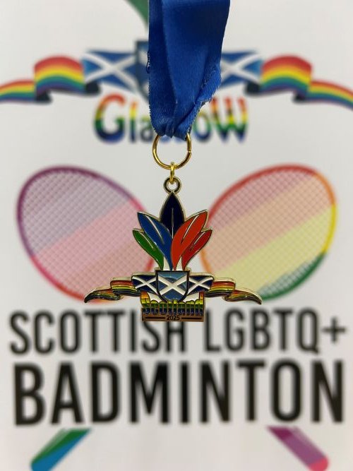 sportscotland's tweet image. #SportForAll | 91 LGBTIQ+ players &amp;amp; allies recently came together for a competitive weekend of badminton🏸

Supported by @BadmintonScot, the event was more than a competition—it was a celebration of inclusivity &amp;amp; a welcoming space for all who took part.

👉bit.ly/3T0HVmf