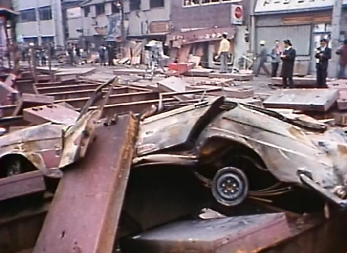 pakupakupippi's tweet photo. 大阪万博会期中、1970年4月8日、大ガス爆発事故が大阪で起きた。
その日の夕方、大阪市営地下鉄谷町線天神橋筋六丁目付近の工事現場で起きた天六ガス爆発事故。
死者79名、重軽傷者420名。
#夢州
#EXPLOSION2025
#メタンガス
#喫煙所
#カジノ https://t.co/Ax0rtrYnau