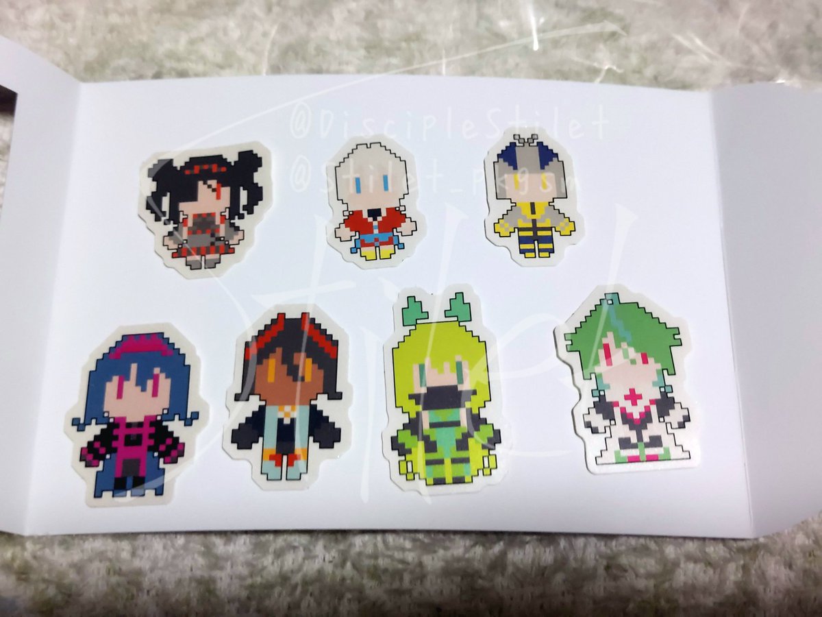 Candied04eBrain's tweet image. #おたクラブでつくったよ
注文していたペーパーとフレークシールが届きました!!なるほど紙パッケージはこうなるんですね。
今回も迅速なご対応ありがとうございました!!