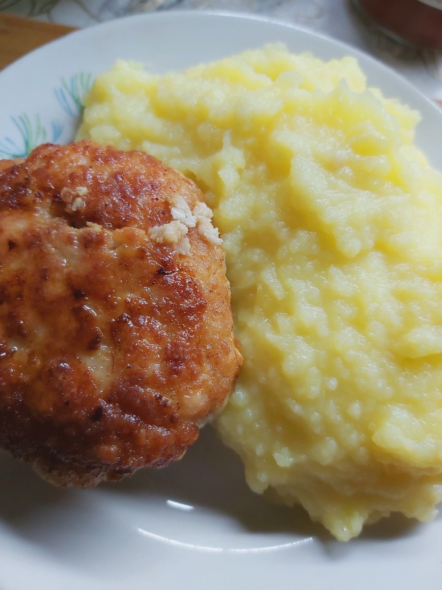 Люди толстеют, когда еда вкуснее жизни