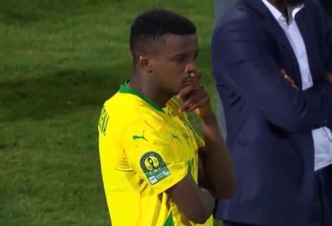 Not gonna lie when I saw Shalulile praying I was so scared that Sundowns might equalise this thing of minying is not easy 🤞🏾