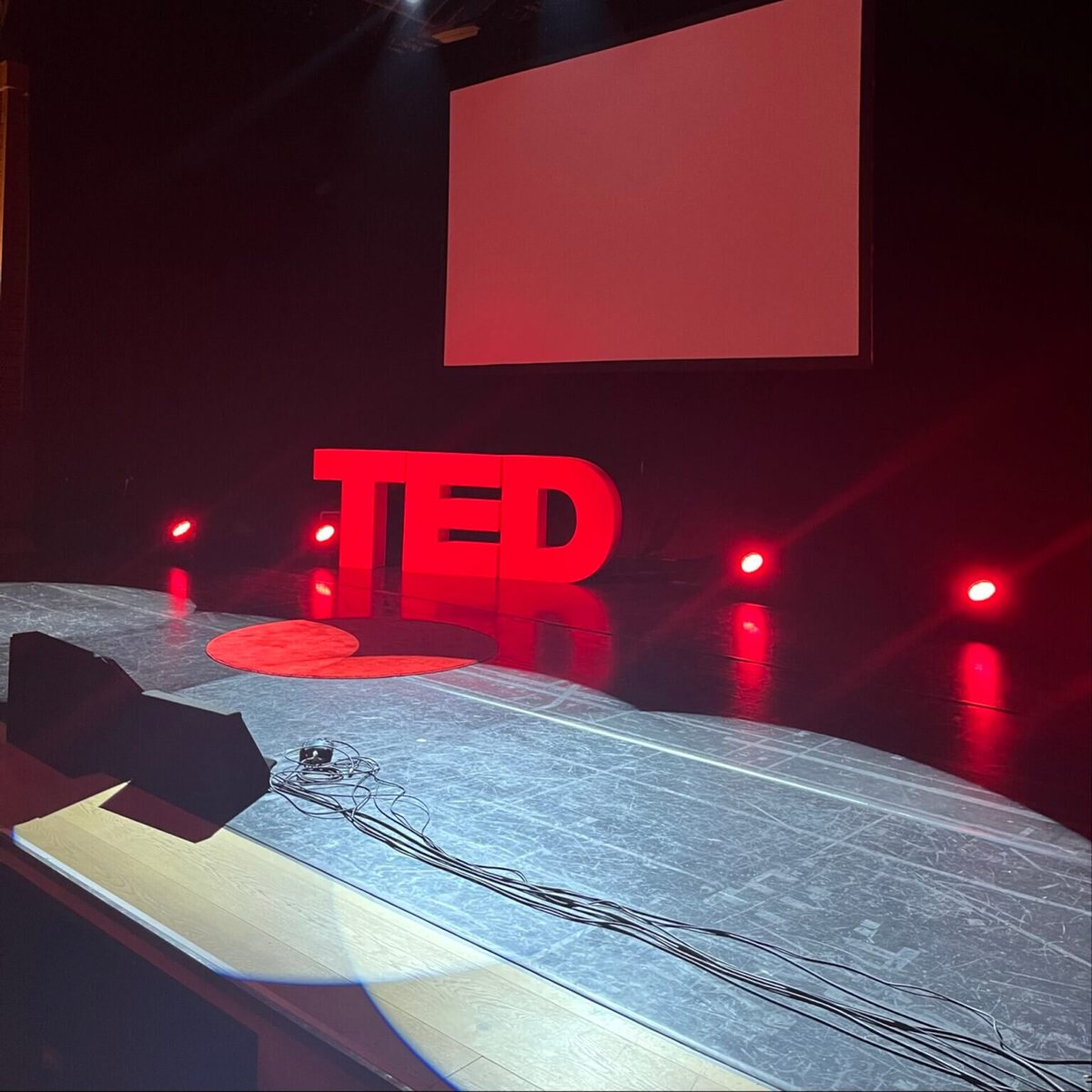 Menstrual blood isn’t waste - it’s a diagnostic goldmine.

Karli Büchling’s TED Talk shows how this overlooked resource could revolutionise women’s health.

Watch: zurl.co/mxFwO
More: zurl.co/kw1ro