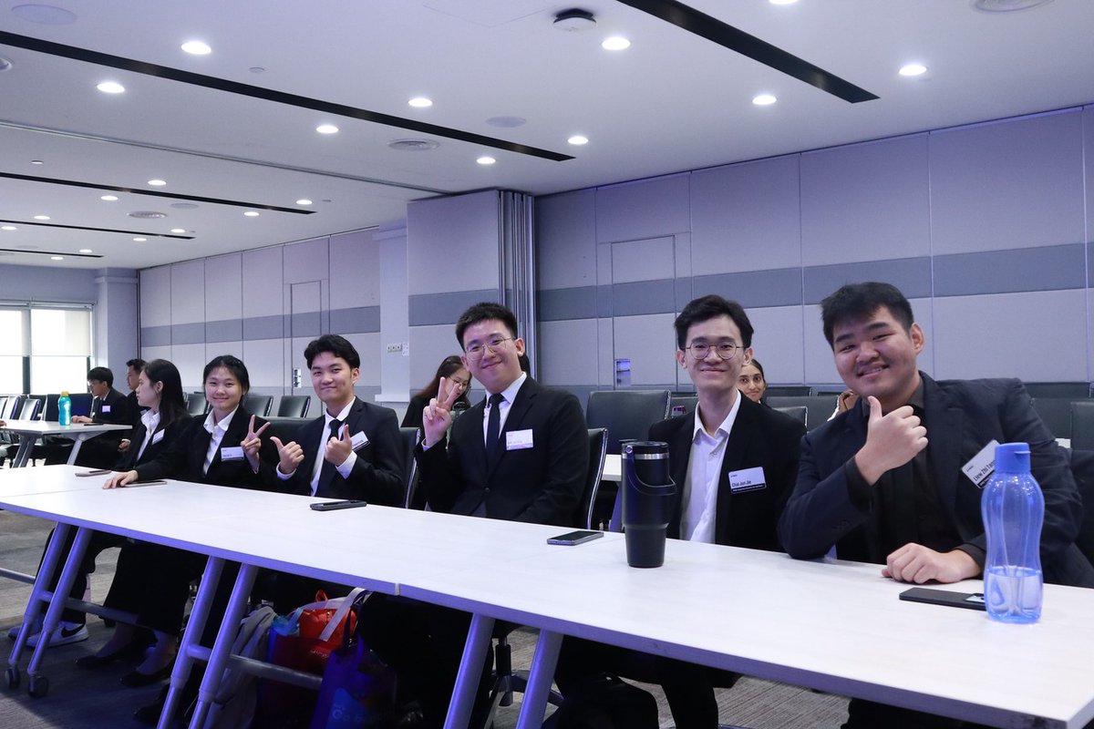 kpmg_malaysia's tweet image. The KPMG Young Star Scholarship 2025 Interview Day – Cohort 1 brought together 30+ candidates for two impactful days of assessments, networking, and insights. Graced by leadership, the event reflected KPMG’s commitment to nurturing future leaders. #KPMGImpact #ThriveWithUs