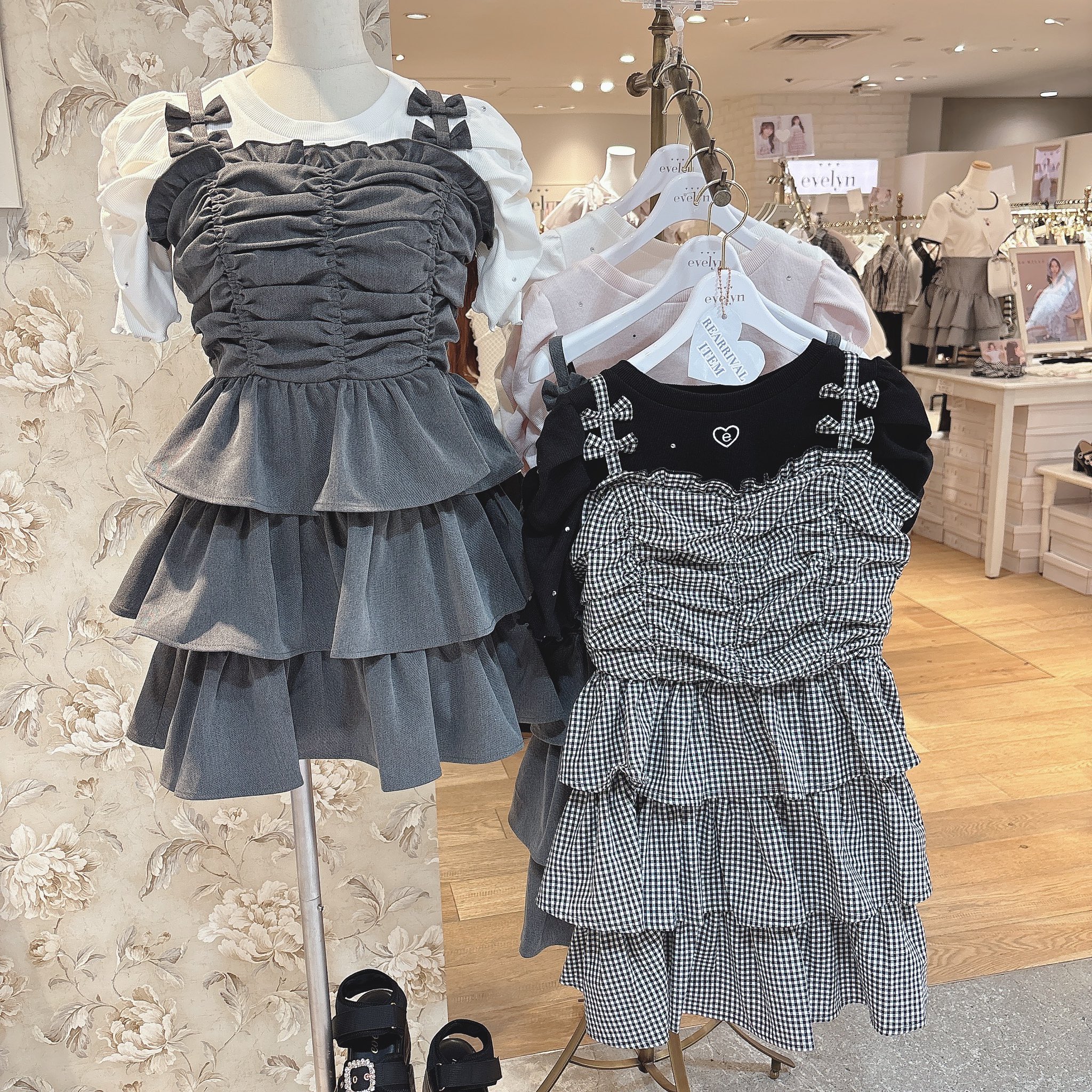 evelyn ハート透かしビジューtp リボンキャミギャザーop