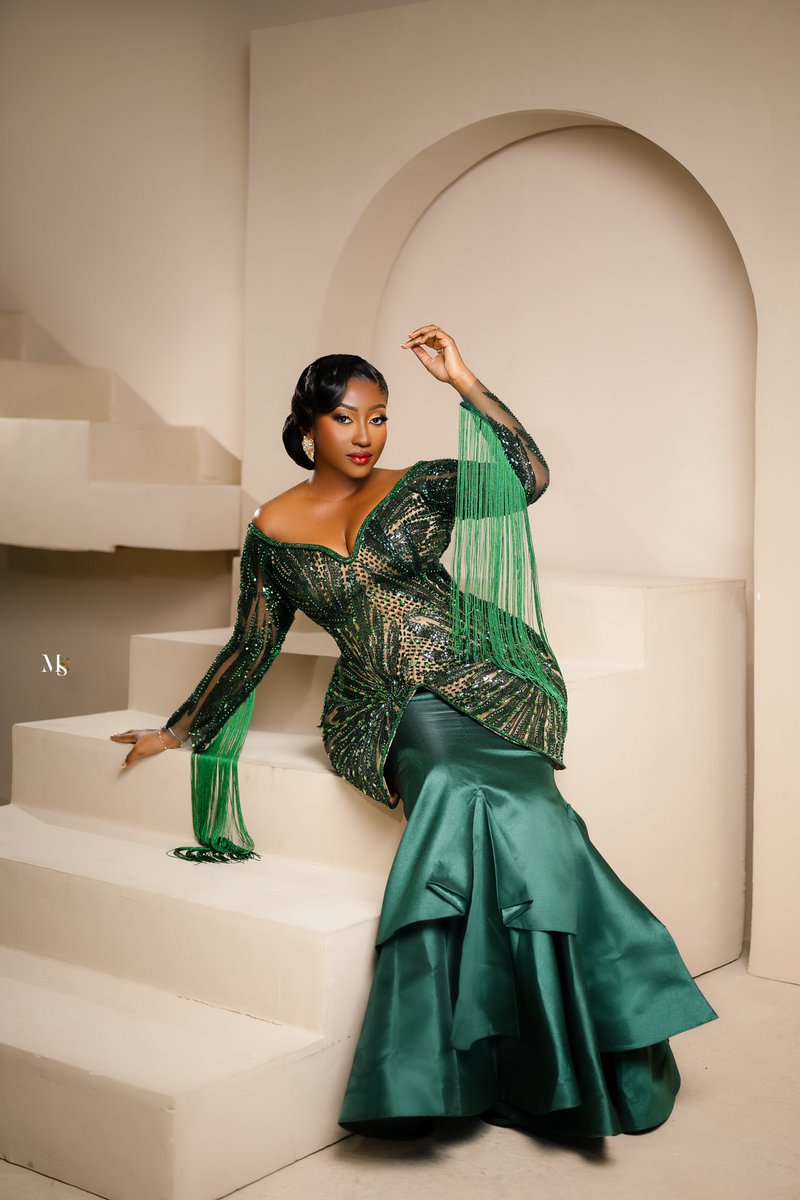 Anita__Akuffo's tweet image. HAPPY BIRTHDAY ANITA AKUA AKUFFO🥳😃
22 year old me will be so proud😍
Thank God for dreams that have become a reality.
Thank God for opportunities He alone can give.
Thank God for grace that surpasses all understanding.
Today is all about me 🥂
Cheers to a very soft new year🤍🕊️