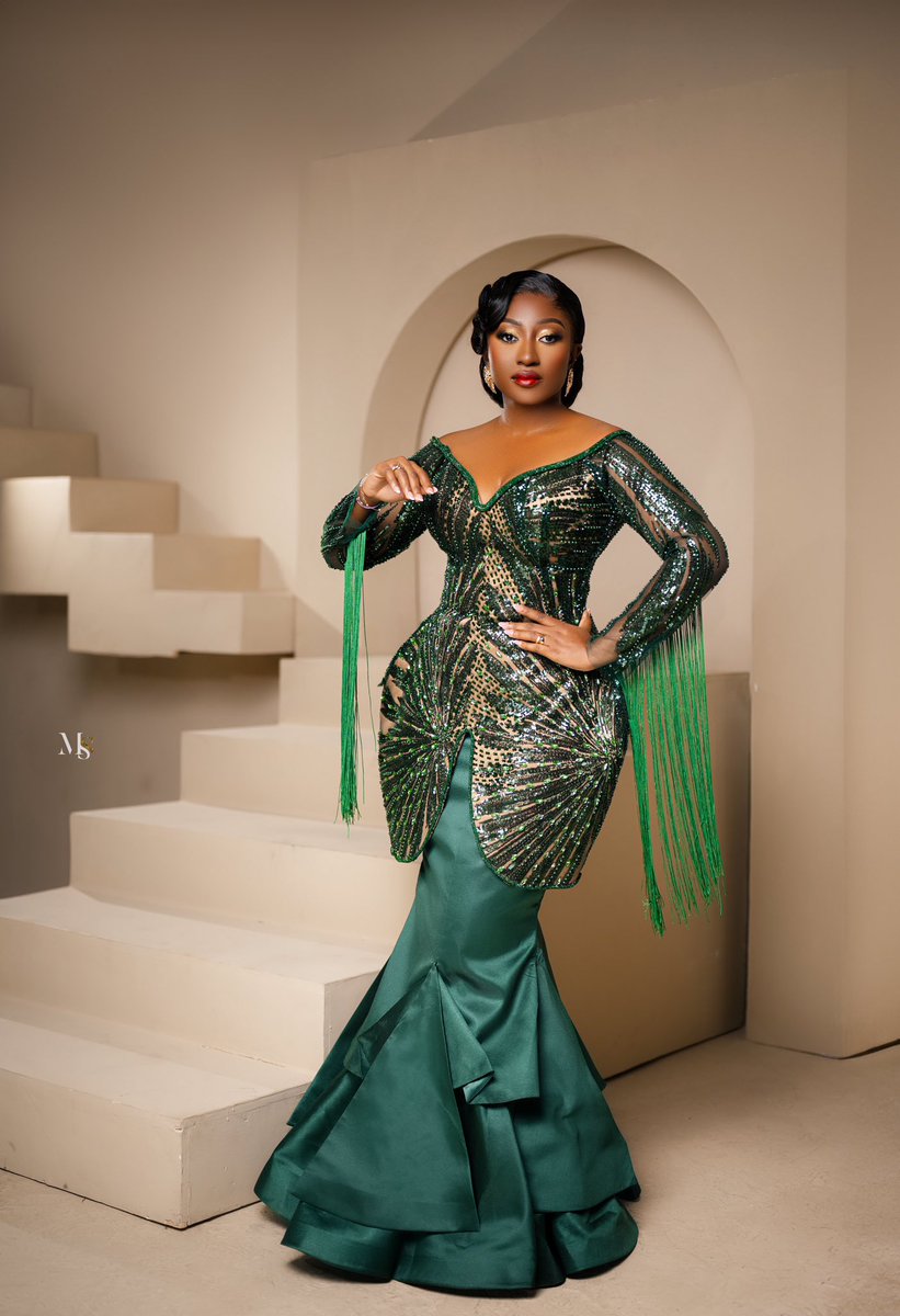Anita__Akuffo's tweet image. HAPPY BIRTHDAY ANITA AKUA AKUFFO🥳😃
22 year old me will be so proud😍
Thank God for dreams that have become a reality.
Thank God for opportunities He alone can give.
Thank God for grace that surpasses all understanding.
Today is all about me 🥂
Cheers to a very soft new year🤍🕊️