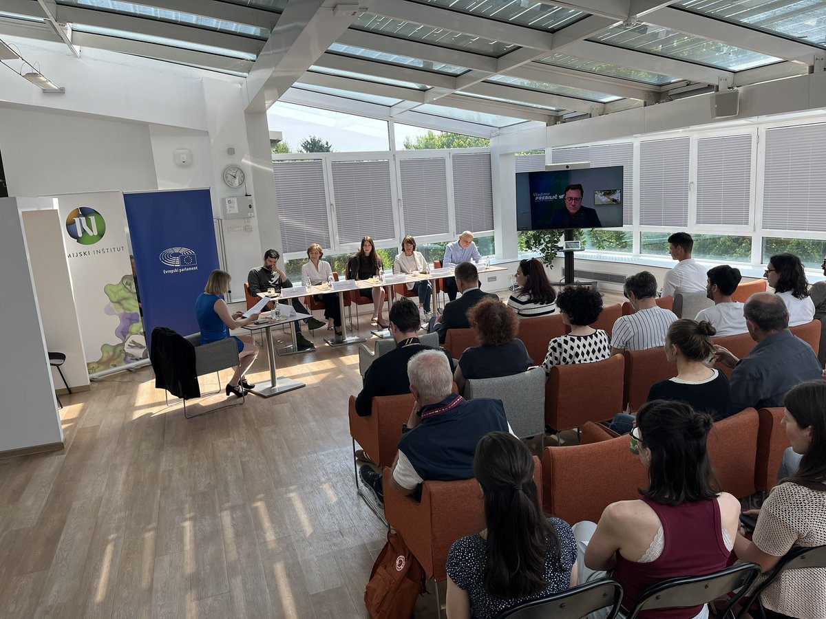 Kemijski inštitut (@kemijski) on Twitter photo Pravkar se začenja razprava 'Pomen znanosti pri razbijanju mitov o podnebnih spremembah'. Pridružite se lahko tudi preko video.sta.si. Več ▶️ bit.ly/3FdthFc Pravkar se začenja razprava 'Pomen znanosti pri razbijanju mitov o podnebnih spremembah'. Pridružite se lahko tudi preko video.sta.si. Več ▶️ bit.ly/3FdthFc