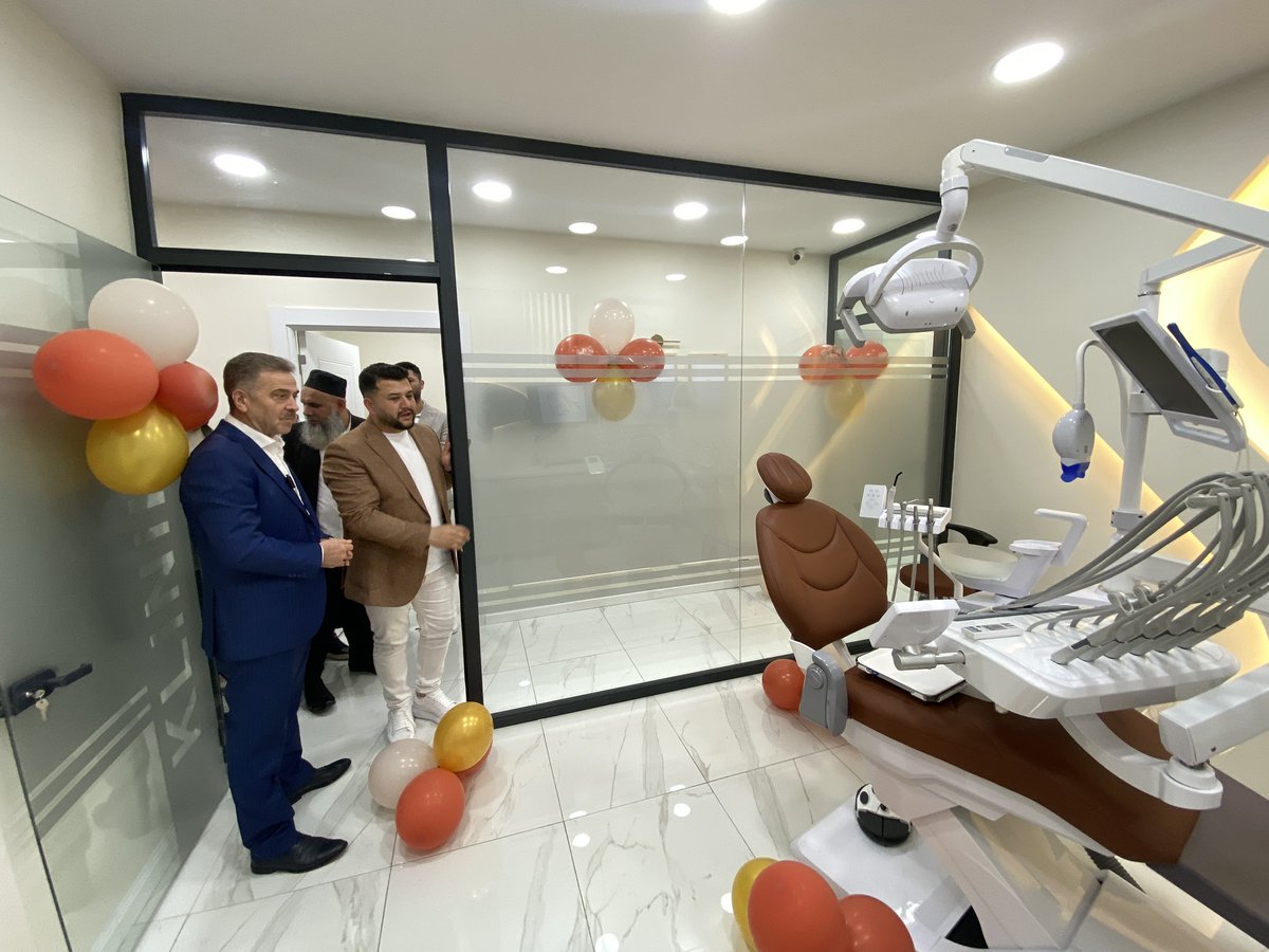 Gaziosmanpaşa Kazım Karabekir mahallesinde hizmete giren Aden Ağız ve Diş Sağlığı merkezinin açılışını gerçekleştirdik
Vatandaşlarımızın diş sağlığı ile ilgili ihtiyaçlarına uzman kadrosuyla 
hizmet verecek olan bu yeni sağlık merkezinin ilçemize hayırlı olmasını temenni ediyorum