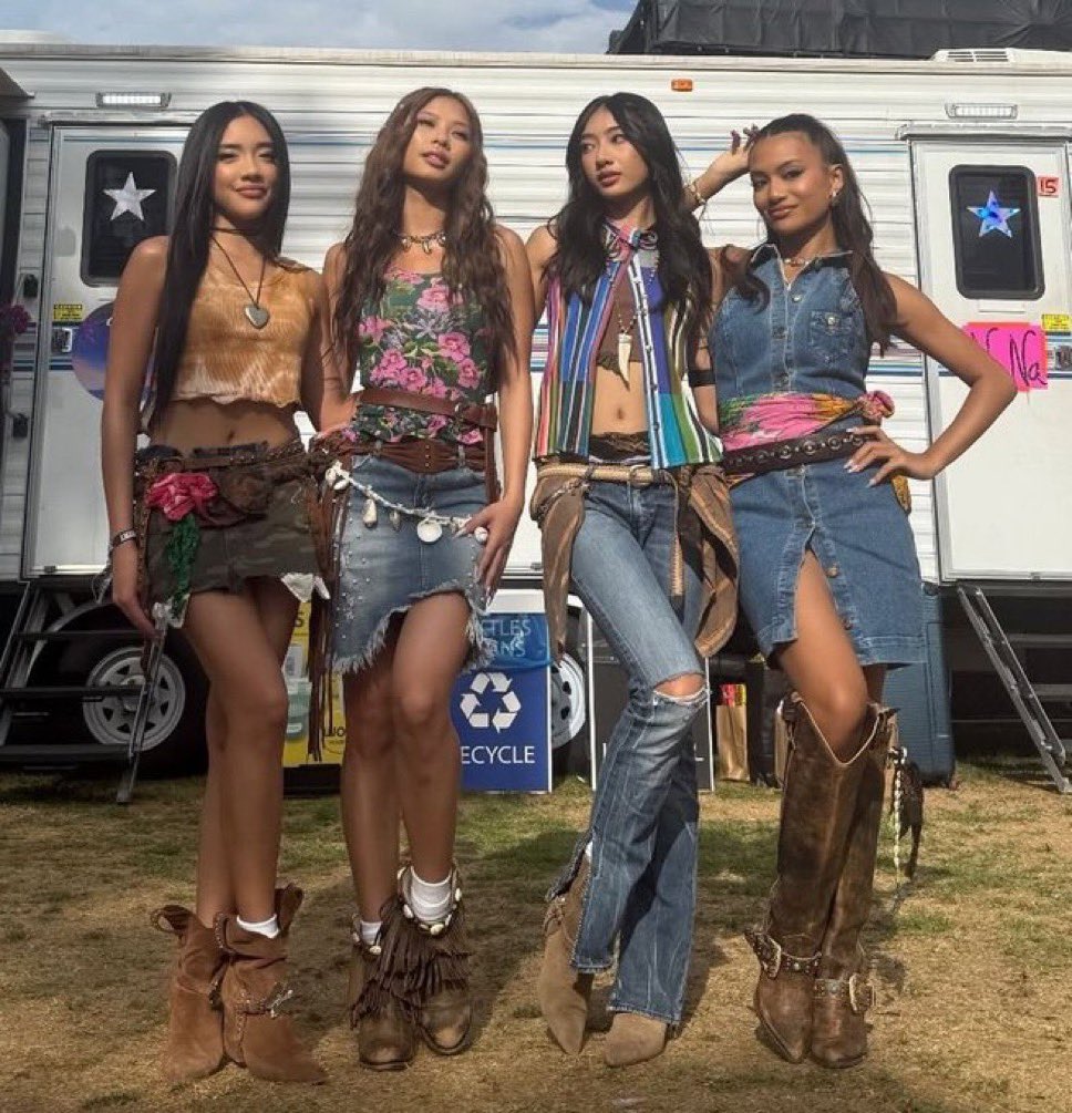 GsbKAxOaUAAY-JP?format=jpg&name=medium