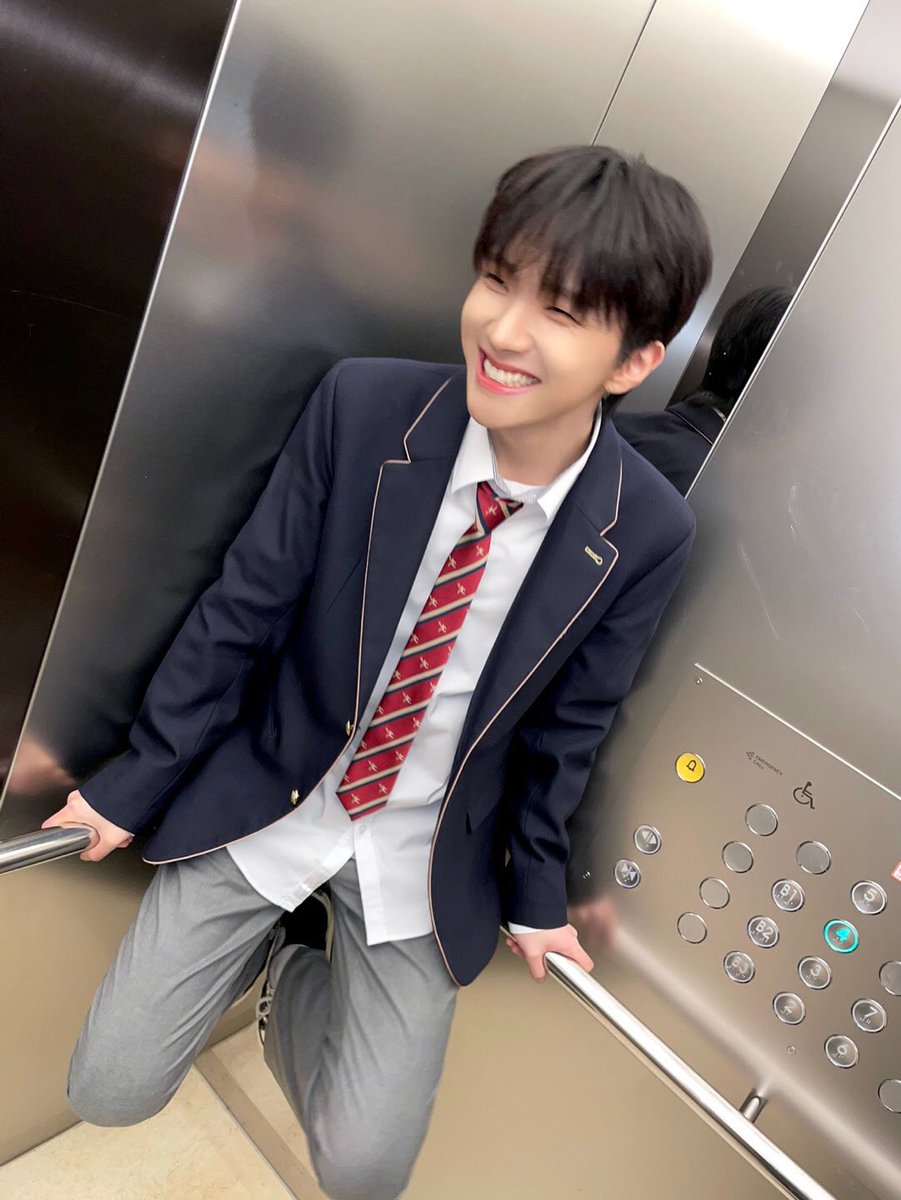 odsd telat dikit

jujur takut jeblos
#ODSD #ONEDOORSelcaDay #BOYNEXTDOOR #보이넥스트도어 #WOONHAK #운학