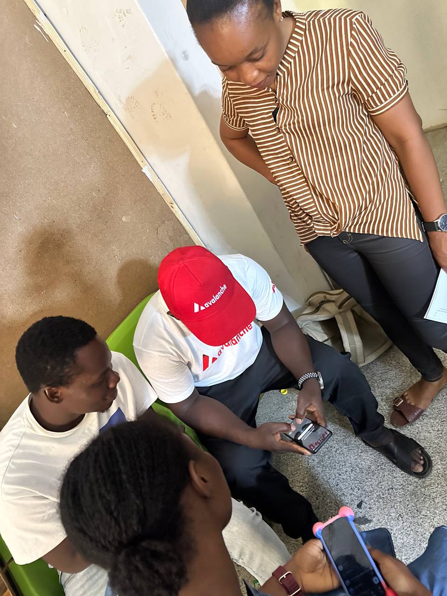 Cryptto Chemist 🔺 (@_dayotafiq) on Twitter photo GM, it's a beautiful Monday.
I'm out to onboard people to <a href="/avax/">Avalanche🔺</a> and show them how to use <a href="/coreapp/">Core Wallet 🔺</a>
How's your Monday going? GM, it's a beautiful Monday.
I'm out to onboard people to <a href="/avax/">Avalanche🔺</a> and show them how to use <a href="/coreapp/">Core Wallet 🔺</a>
How's your Monday going?