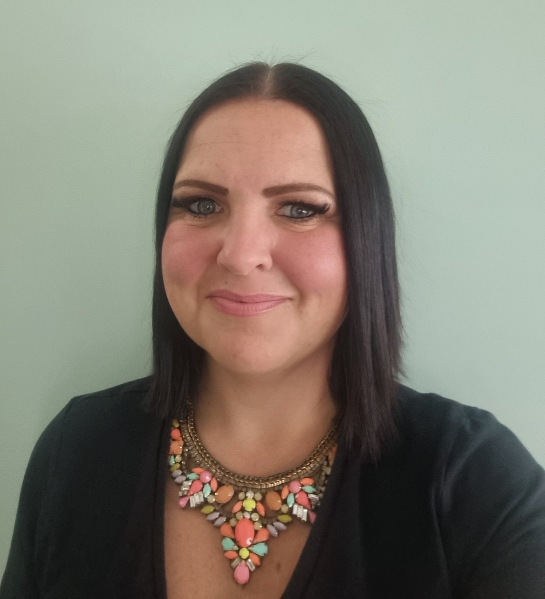 New volunteer Krissie says: 

“Listening to the callers it’s a stark reminder of the wide range of problems that everyday people experience, and the importance of kindness.” 

We're lucky to have you Krissie. 💚

#volunteersweek