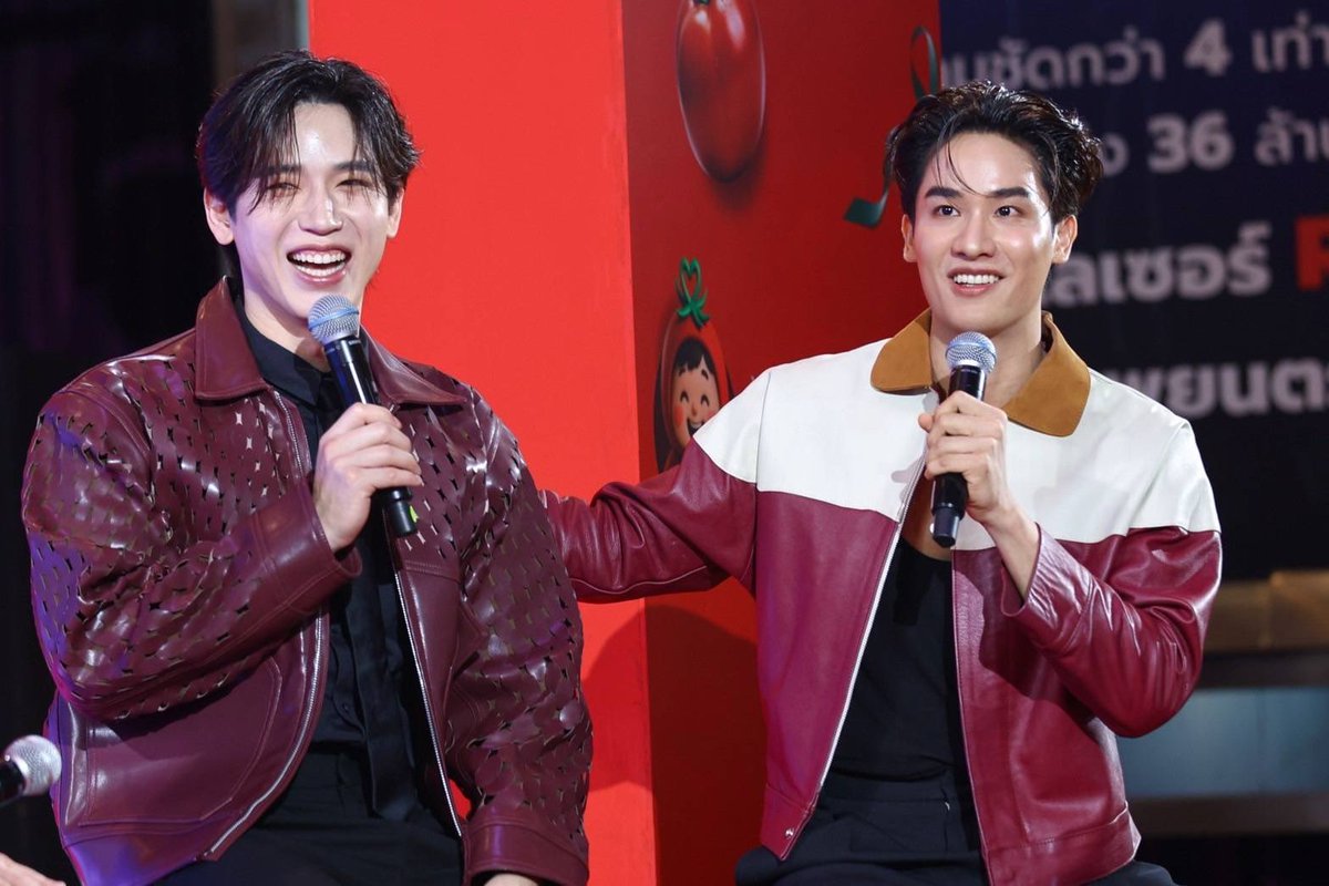 gossippoo's tweet photo. “เต-นิว” ร่วมงาน ดอยคำ จับมือ สถาบันมะเร็งแห่งชาติ และพันธมิตร แถลงข่าวเปิดตัวแคมเปญ Drink to Share คุณดื่ม = คุณให้  clip >>> https://t.co/wrmwrsfNdA

#DrinkToShare #ดอยคำ 
#DoikhamxTayNew
#เตนิว #TayNew 
#Tawan_V #Newwiee
#POLCASAN #ยัยซัง https://t.co/lm1lLZXLxA