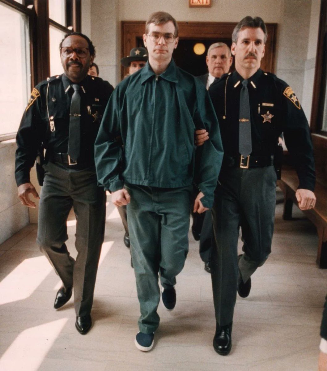 "Jeffrey Dahmer" was one of the most brutal serial k!llers in history who preyed on more than 17 young men and boys, yet he had fans worldwide.

His actions included all kinds of sinister practices, which he confessed to with a creepy calmness.

Uncover his past life and