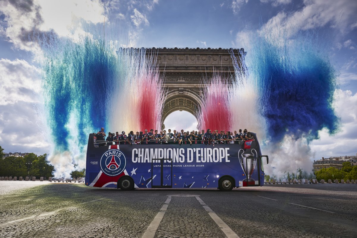 Bonne semaine à tous ceux qui sont champions d'Europe ! ❤️💙