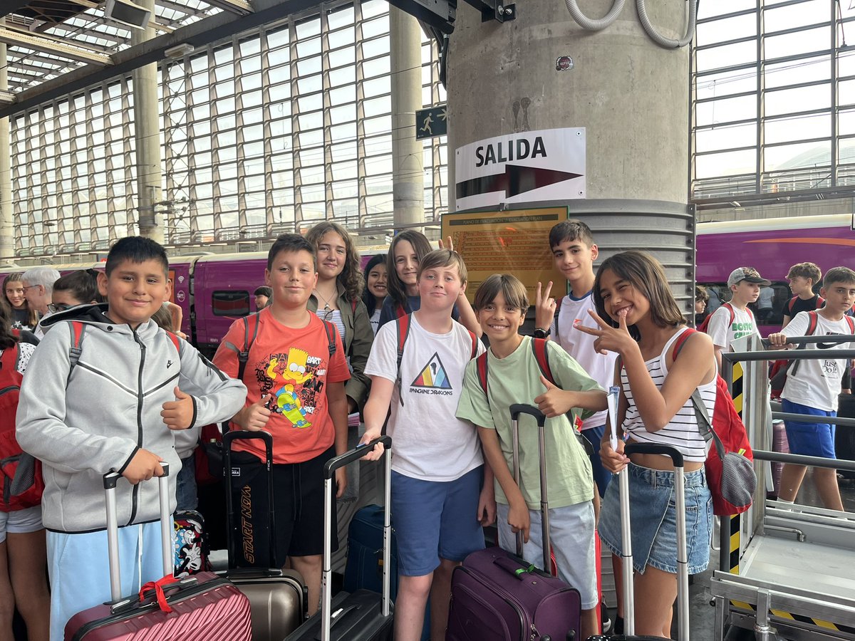 Educació Primària Col·legi Natzaret Esplugues tweet media