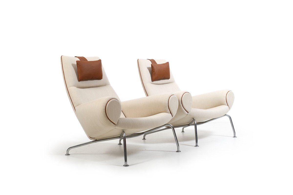 Room60art's tweet photo. Early Pair Hans Wegner Queen Chairs by Johannes Hansen c.1960 / New Upholstery
https://t.co/qidHq1azbX https://t.co/umXJORw5Zy