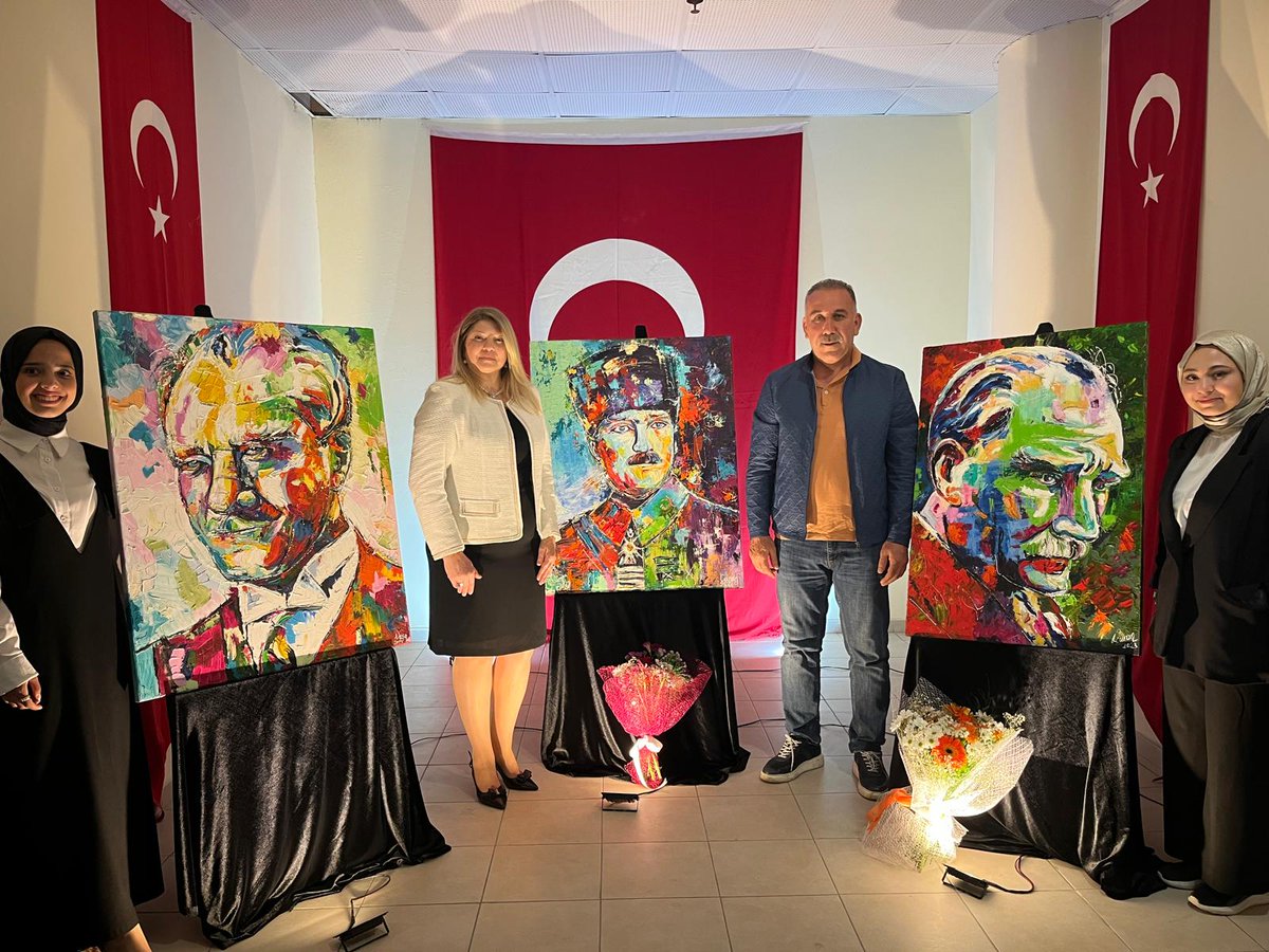 AydinKYGM's tweet photo. Efe Ayşe Yurdunda koro ve sergi etkinliği gerçekleştirdik. 🙌🎨🎤 https://t.co/LykSFSX2za
