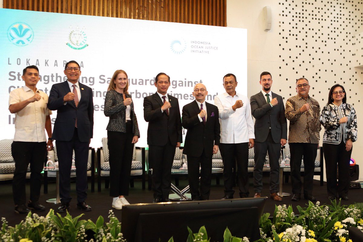 ENVIRONMENTAL CRIME tweet media