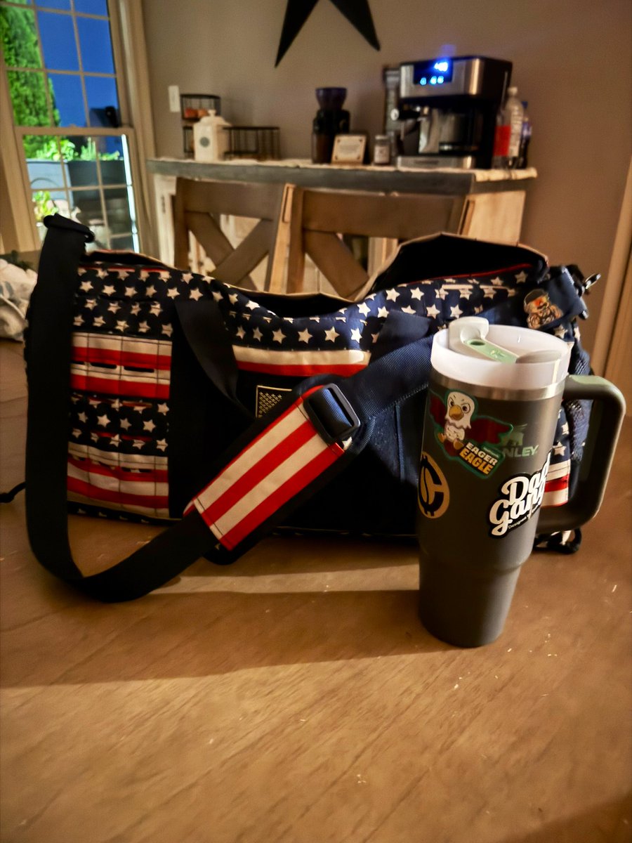 Good Morning ☀️

Essentials on point ☕️ 🏋️