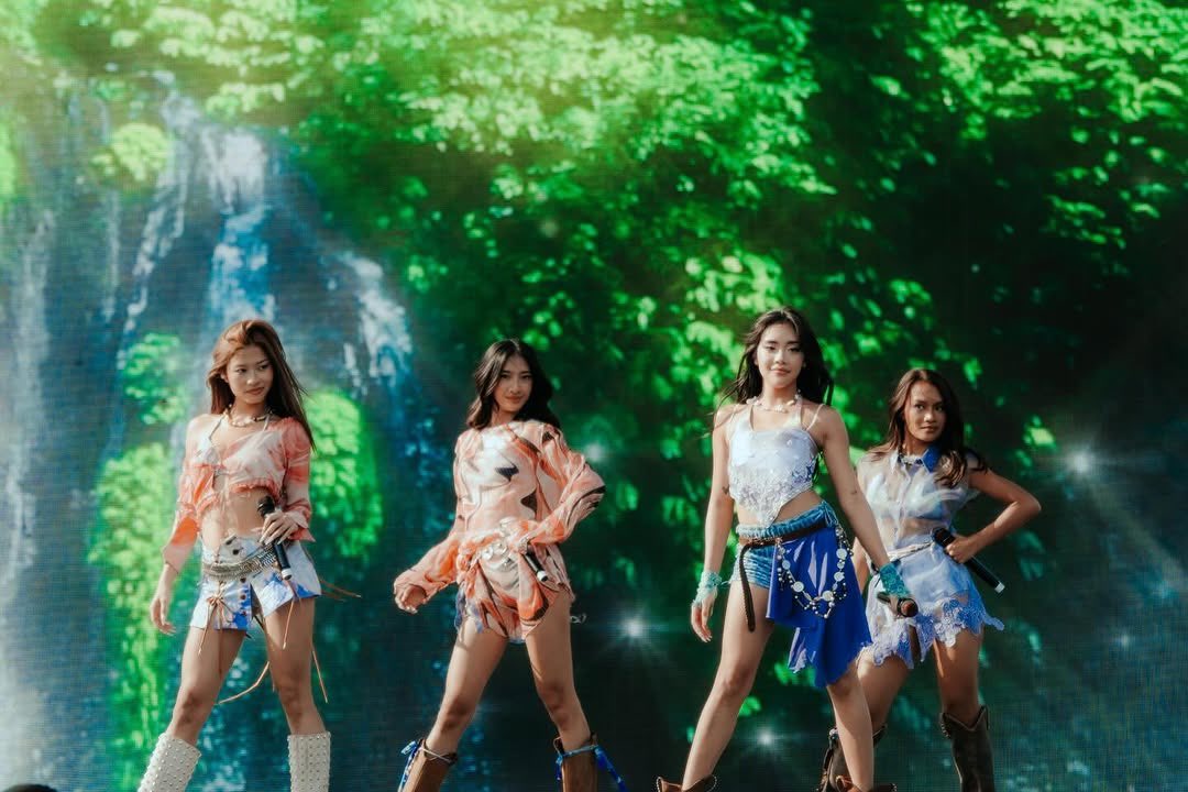 GsbRVkzbUAA1VCt?format=jpg&name=medium