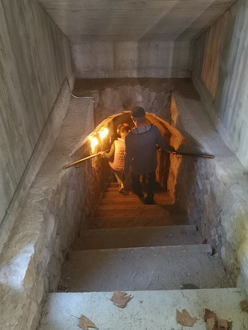 MuseuRipoll 🎗 (@museuripoll) on Twitter photo 🔸 Visita al Refugi Antiaeri de Ripoll 🔸
Descobreix el refugi antiaeri recuperat amb una visita guiada plena de memòria.
📍 Punt d'inici: Museu Etnogràfic de Ripoll
📅 Dissabte 7 de juny
🕠 16:30 h
🎟️ Places limitades! ENTRADES➡️goo.su/jEC87H
<a href="/Aj_Ripoll/">Ajuntament de Ripoll</a> 🔸 Visita al Refugi Antiaeri de Ripoll 🔸
Descobreix el refugi antiaeri recuperat amb una visita guiada plena de memòria.
📍 Punt d'inici: Museu Etnogràfic de Ripoll
📅 Dissabte 7 de juny
🕠 16:30 h
🎟️ Places limitades! ENTRADES➡️goo.su/jEC87H
<a href="/Aj_Ripoll/">Ajuntament de Ripoll</a>