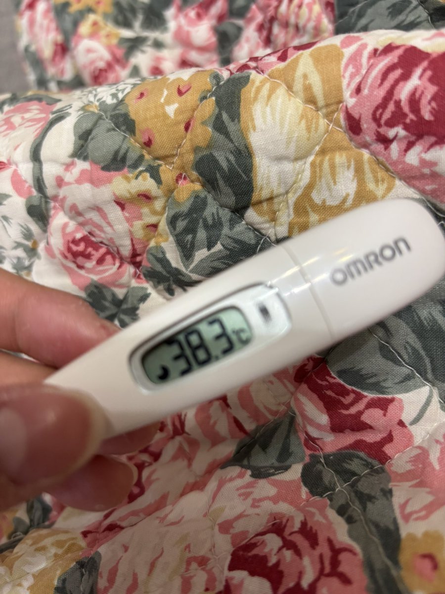 寝て起きたら熱上がりました