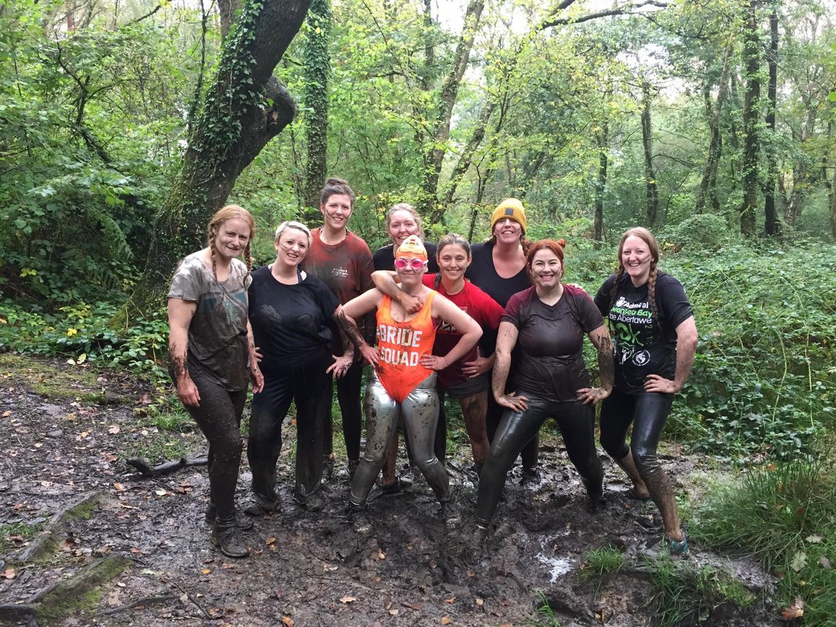 📣 Calling all Hens and Stags🐔 🦌 Our cottages can make the perfect base for celebratory groups. With amazing watersports, beaches, restaurants and pubs nearby, you can make a fun, action-packed weekend of it. Plus of course, our own onsite activities are available.