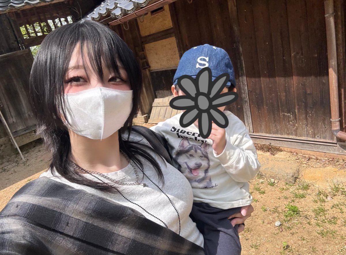 - 꽃 Hana tweet media